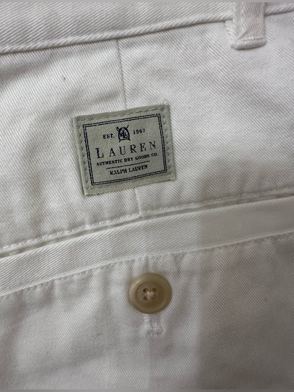 Lauren Ralph Lauren White High Waisted Cotton Chino Shorts 12P - Picture 4 of 6